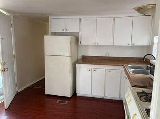 1501 W 4th St #26, Sterling, IL 61081