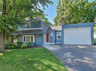 501 Walnut St #A, Saint Charles, IL 60174
