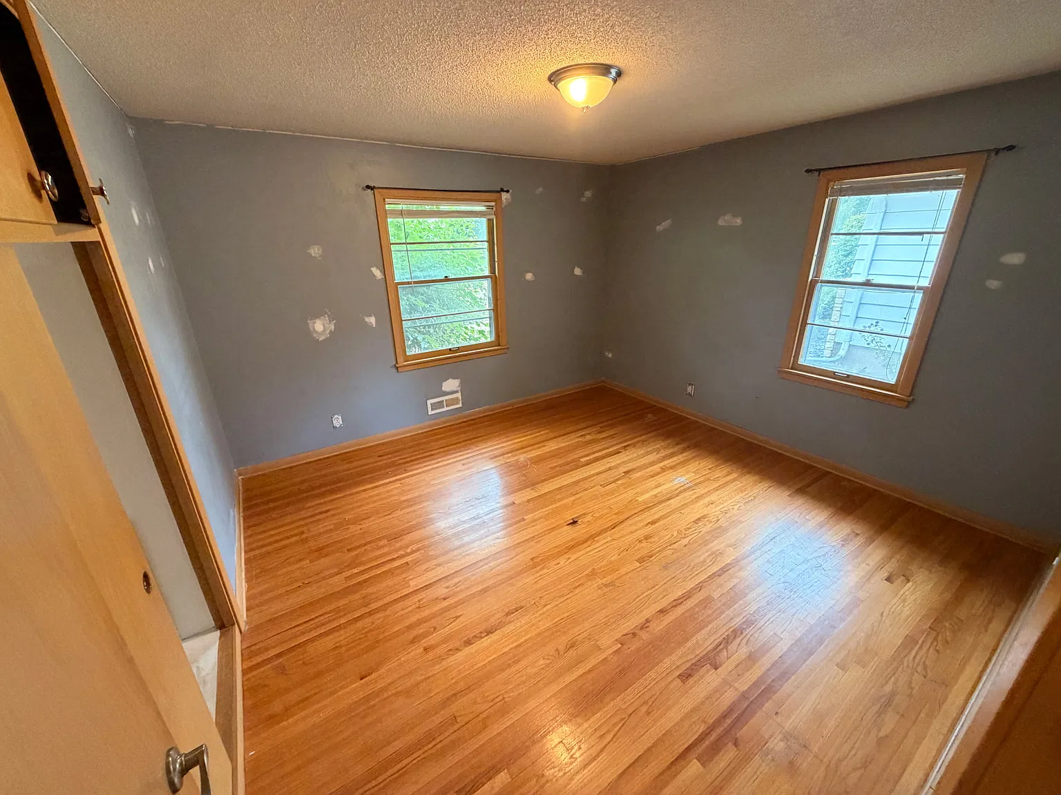 3 bed, 1.5 bath, 1100 sqft, $2,500 — Photo 4