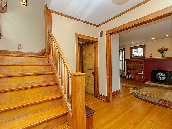 4th image of 1016 Wenonah Ave