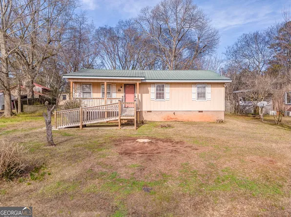 42 E Georgia Ave, Emerson, GA 30137