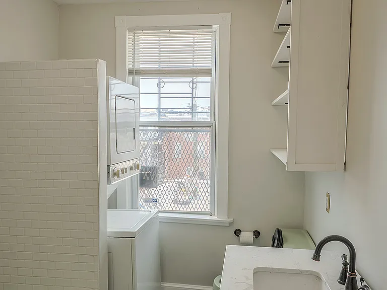 2222 Linden Ave — Photo 39