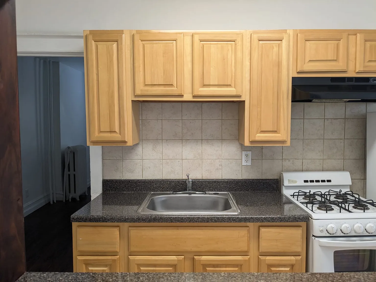 1 bed, 550 sqft, $1,125 — Photo 1