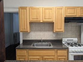 544 Clifton Ave, Darby, PA