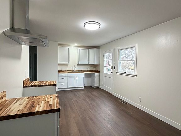 4th image of 916 30th St