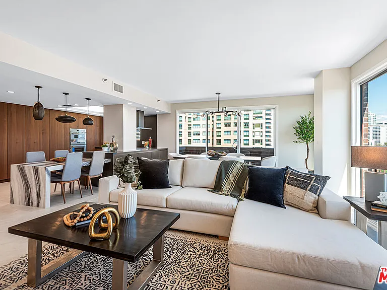 10550 Wilshire Blvd #1204 — Photo 7