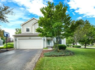 848 Hartford Ln, Bolingbrook, IL 60440