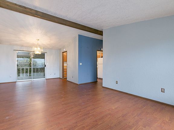 4th image of 95 Palmer Dr