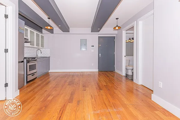 Rented by MySpaceNYC | media 55