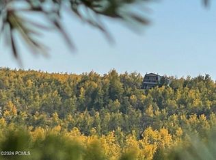 7055 N Jeremiah Johnson Dr, Huntsville, UT 84317