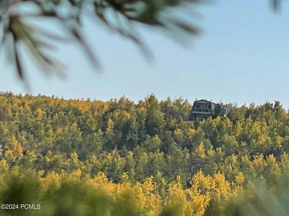 7055 N Jeremiah Johnson Dr, Huntsville, UT 84317