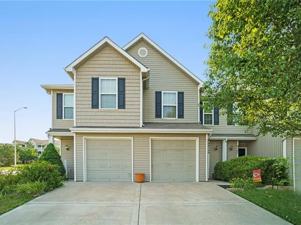9349 N Main St, Kansas City, MO 64155
