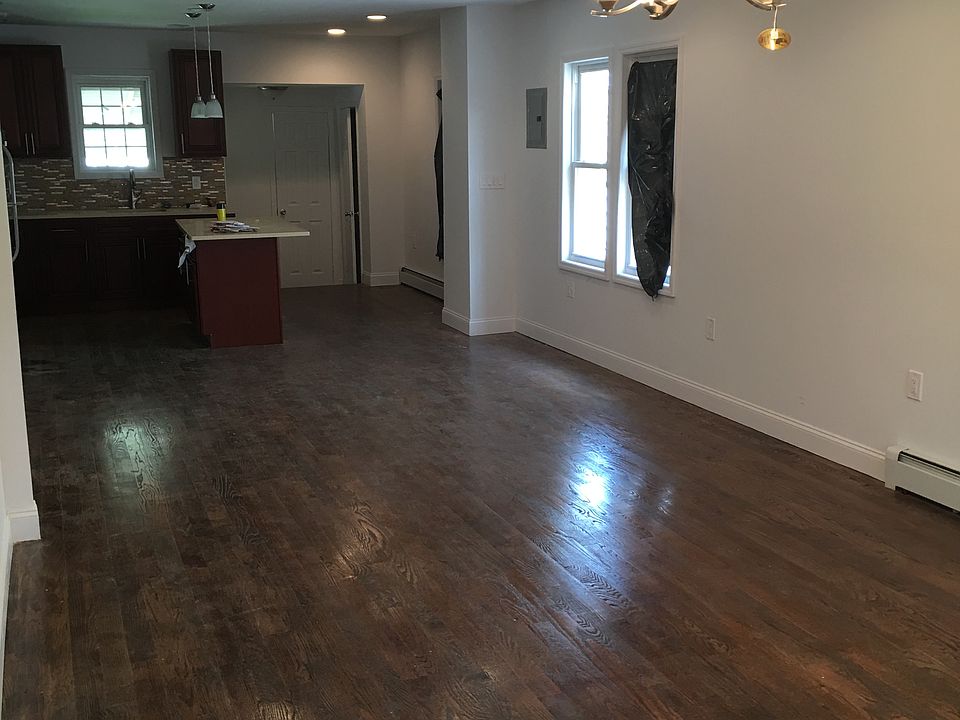 2nd image of 17321 104th Ave
