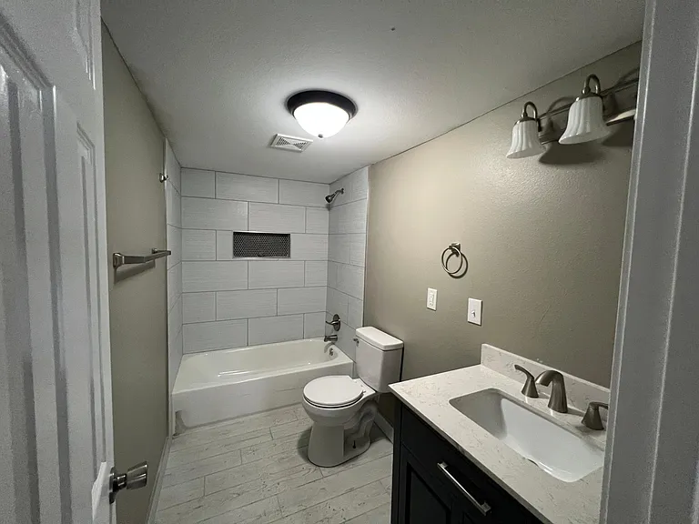 4716 S 31st West Ave — Photo 17