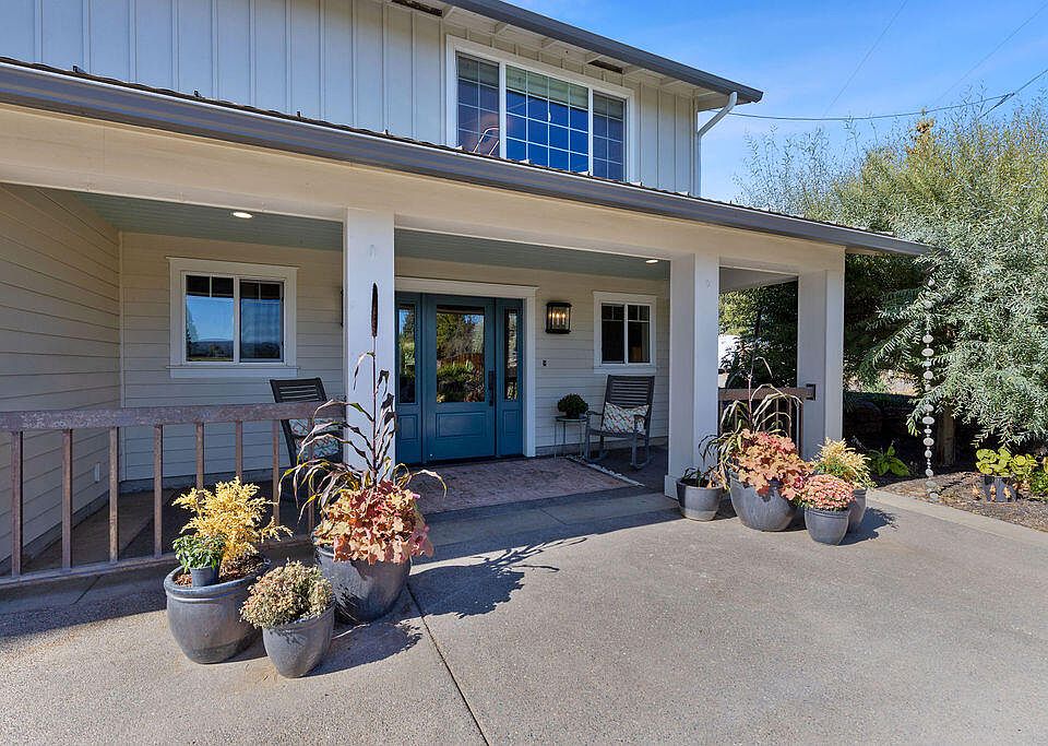 洋書 Mountain Houses 5188 Mountain Top Rd E, New Hope, PA 18938 | Zillow