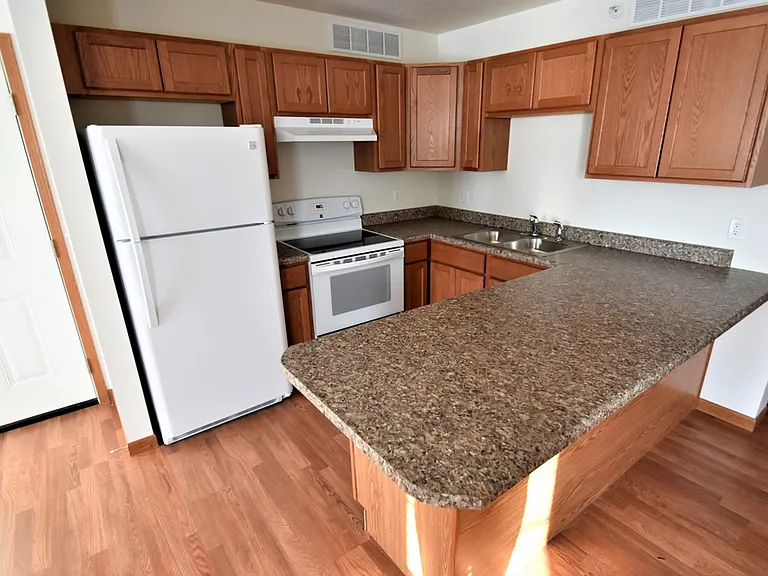 Prairie Ridge Apartments — Photo 20