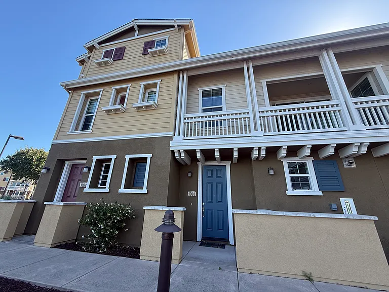 642 Bair Island Rd #1003 — Photo 1