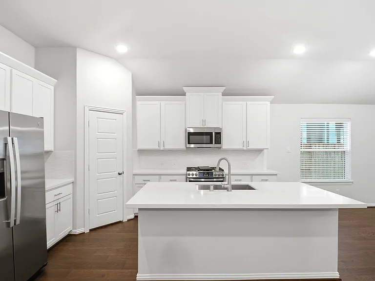 2106 Villa Flora Ln — Photo 5