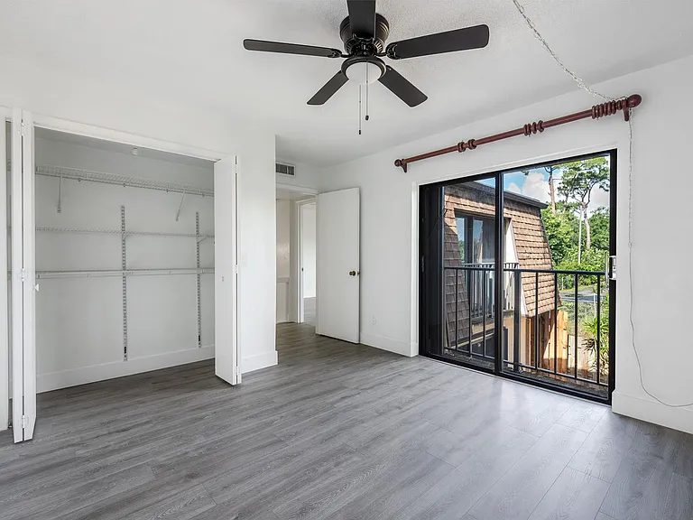 471 Kirk Rd #D — Photo 15