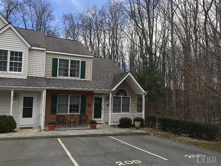 1st image of 200 Wexford Pl