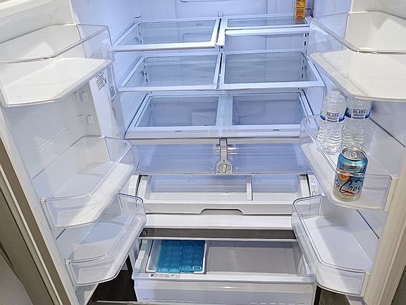 French Door Fridge (included in rent, or can be removed)