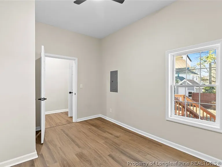 503 W Harnett St — Photo 31