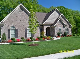 536 Windward Point, Lenoir City, TN 37772