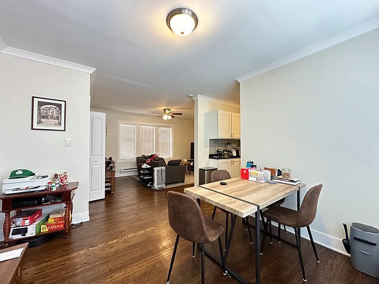 4218 N Clark St #3 — Photo 9