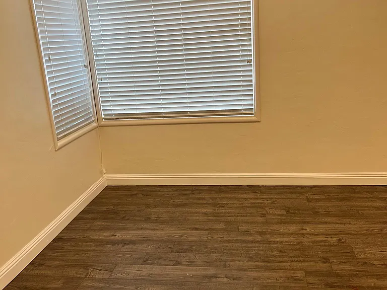 861 Sybil Ave — Photo 16