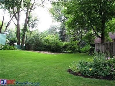 4th image of 2845 Woodsdale Blvd