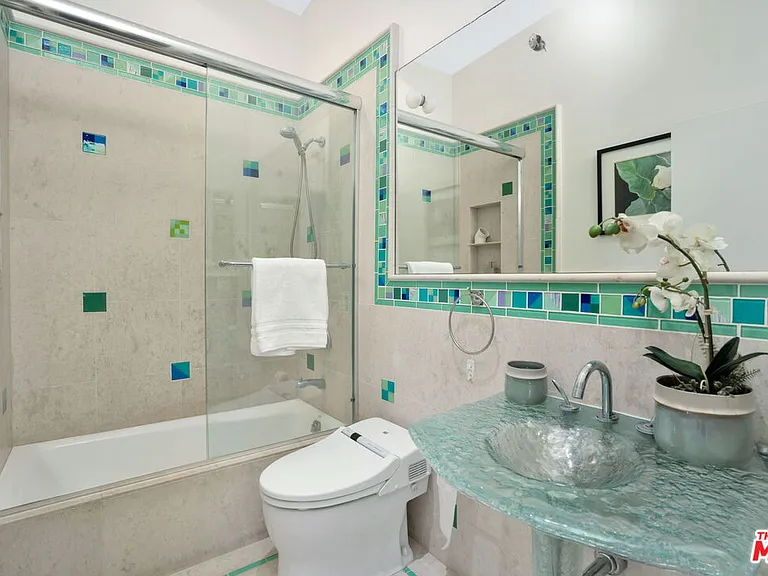 314 Palisades Ave — Photo 33