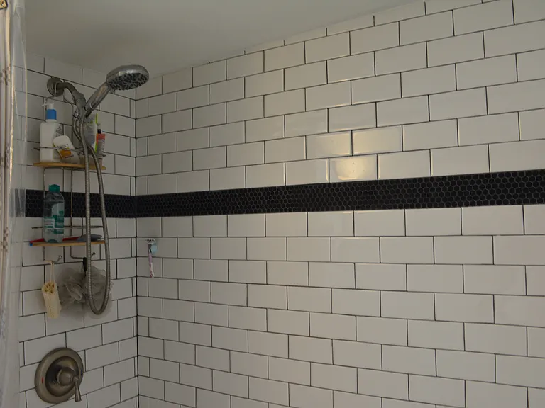 308 Walnut St — Photo 14