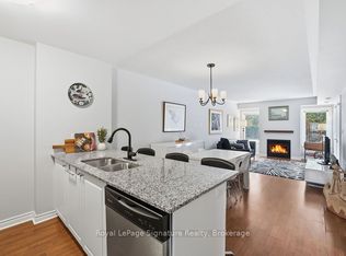 10 Brandy Lane Dr #107, Collingwood, ON L9Y 0X4