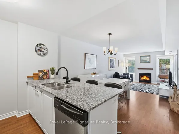 10 Brandy Lane Dr #107, Collingwood, ON L9Y 0X4