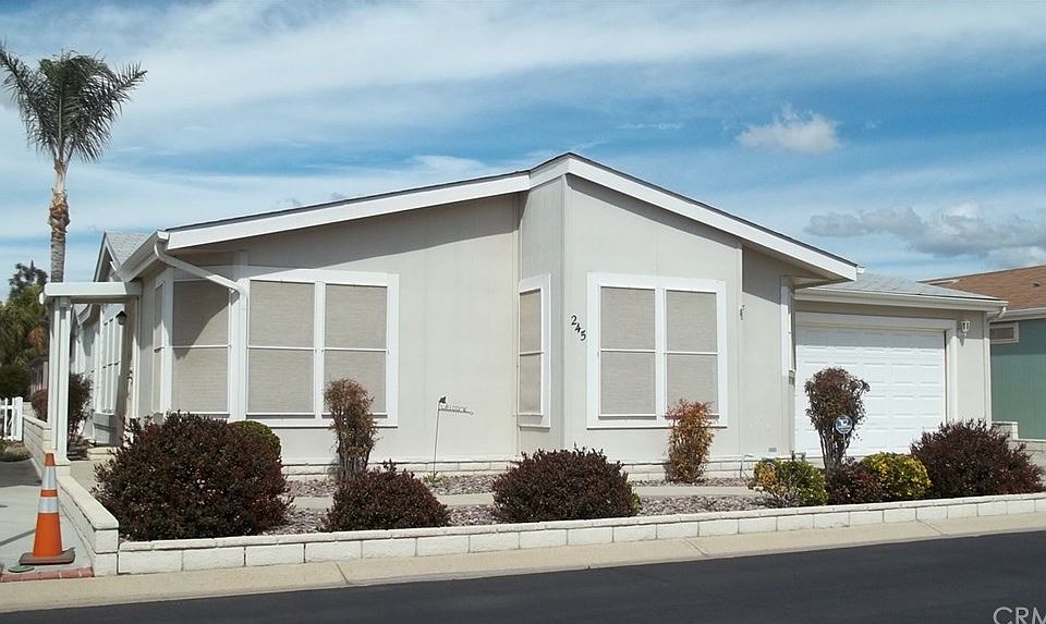 1st image of 1250 N Kirby St Space 245