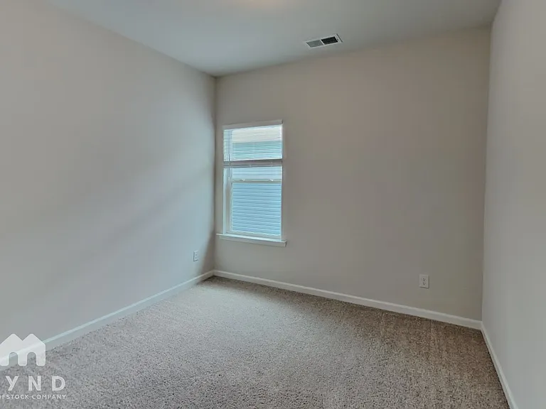 7130 Amberhouse Dr — Photo 11