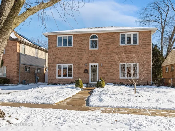 8347 N Oketo Ave, Niles, IL 60714