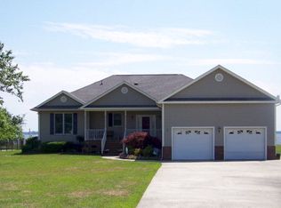 114 E Dowry Crk, Belhaven, NC 27810