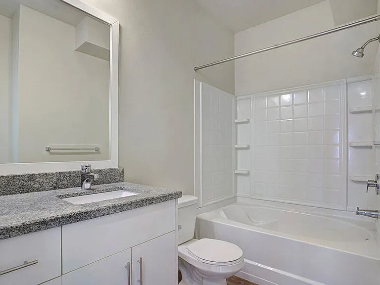 North Metro Townhomes — Photo 21