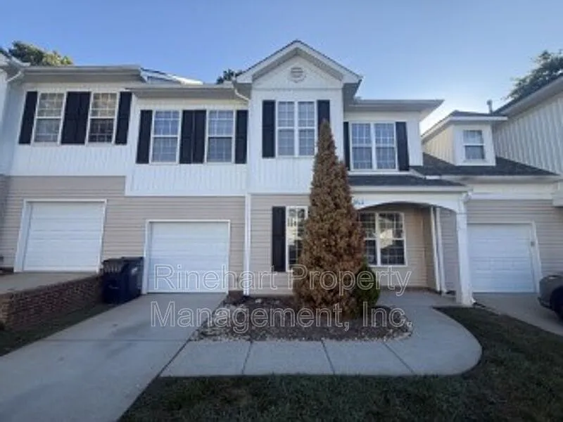 2 bed, 2.5 bath, 1548 sqft, $1,700 — Photo 1