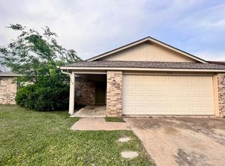 1828 Dogwood Trl, Corsicana, TX 75110