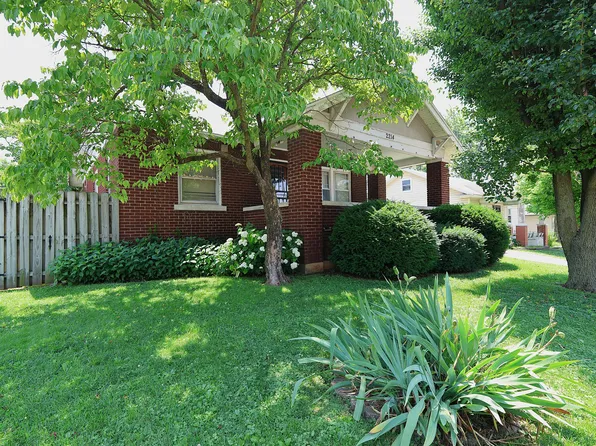 2214 N National Avenue, Springfield, MO 65803