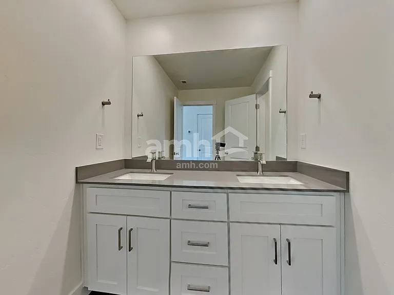 1405 N Alderleaf Ave — Photo 15