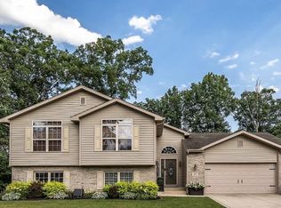 651 Gilbert Ct, Hobart, IN 46342