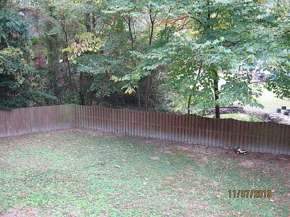 3rd image of 715 Hammond Dr