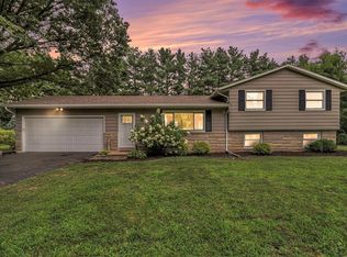 62960 Locust Rd, South Bend, IN 46614