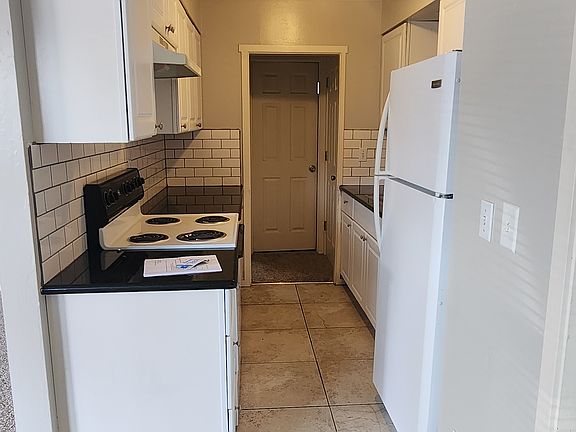 4th image of 5603 NE Killingsworth St #5603
