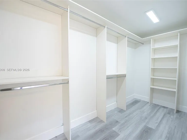 2721 SW 29th Ct — Photo 10