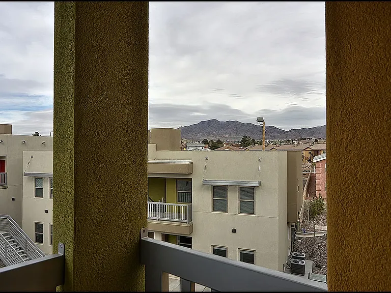 Moderno Village Apartments and Town Homes — Photo 56