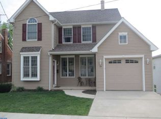 339 Dotts St, Pennsburg, PA 18073